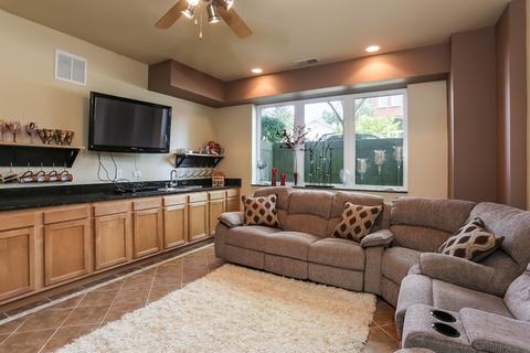 1113 E Prairie Ave, Des Plaines, IL 60016 photo 10