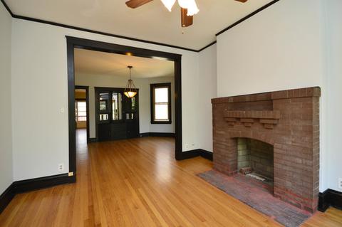 2008 W Estes Ave, Chicago, IL 60645 photo 3