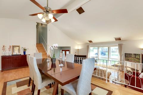 690 Manor Ct, Des Plaines, IL 60016 photo 13