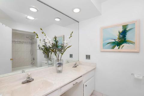 690 Manor Ct, Des Plaines, IL 60016 photo 21