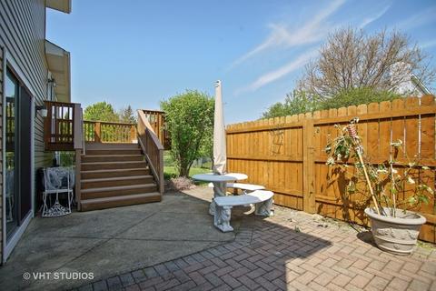 4498 Harbor Cir, Hoffman Estates, IL 60192 photo 14