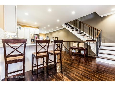 4830 S Champlain Ave, Chicago, IL 60615 photo 6