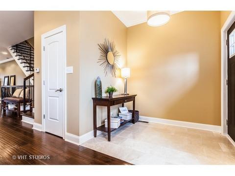 4830 S Champlain Ave, Chicago, IL 60615 photo 2