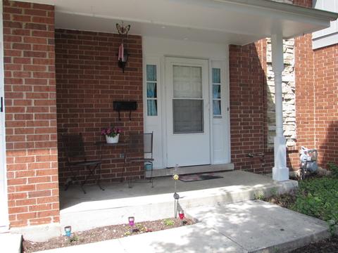 1628 Dundee Dr, Wheaton, IL 60189 photo 2