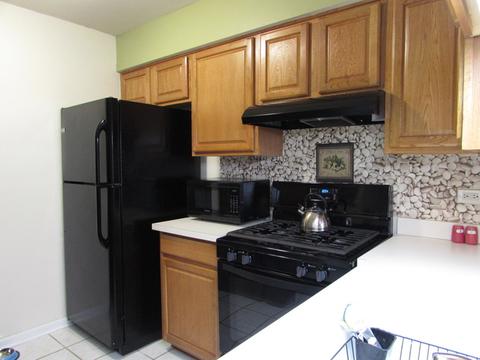 1628 Dundee Dr, Wheaton, IL 60189 photo 9