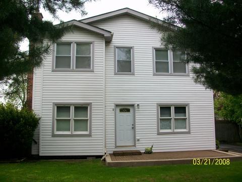 7905 W 70th St, Bridgeview, IL 60455 photo 1