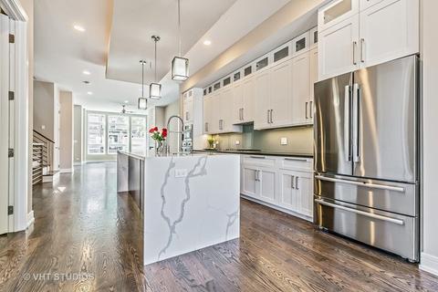 4841 S Champlain Ave, Chicago, IL 60615 photo 5