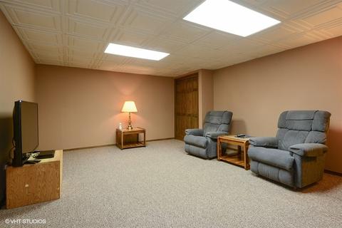 2242 Keim Rd, Naperville, IL 60565 photo 18