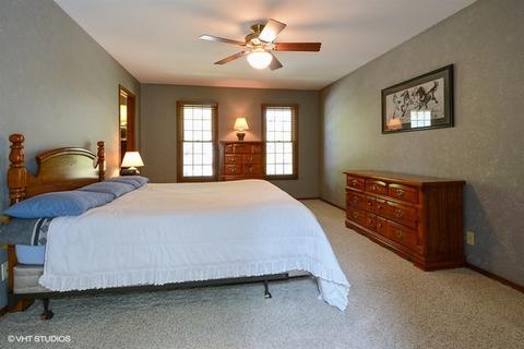 2242 Keim Rd, Naperville, IL 60565 photo 13