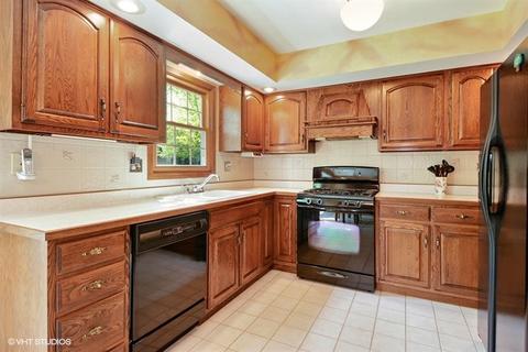 2242 Keim Rd, Naperville, IL 60565 photo 7