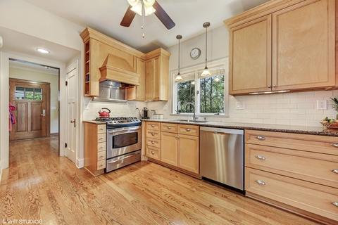 715 N Wheaton Ave, Wheaton, IL 60187 photo 6