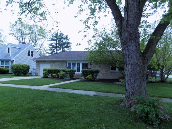 702 First St, Crete, IL 60417 photo 1