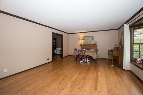 231 Jervey Ln, Bartlett, IL 60103 photo 2