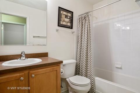 2288 Georgetown Cir, Aurora, IL 60503 photo 10