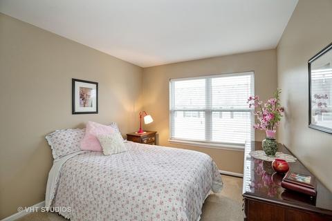 2288 Georgetown Cir, Aurora, IL 60503 photo 9
