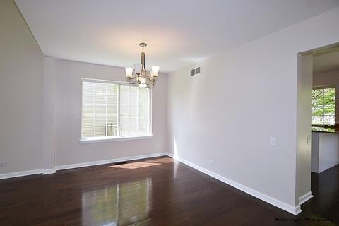 472 Snow Drift Cir, Bartlett, IL 60103 photo 9