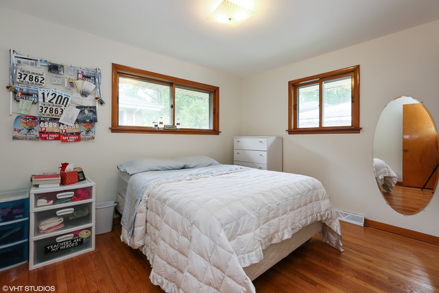 406 Village Rd, Willowbrook, IL 60527 photo 7
