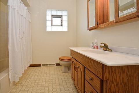 2324 185th Pl, Lansing, IL 60438 photo 21