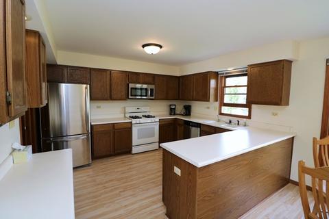 618 Chatham Cir, Algonquin, IL 60102 photo 10