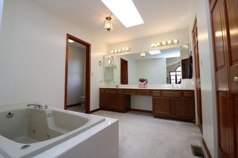 618 Chatham Cir, Algonquin, IL 60102 photo 17