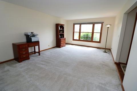 618 Chatham Cir, Algonquin, IL 60102 photo 6