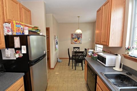 616 Declaration Ln, Aurora, IL 60502 photo 3