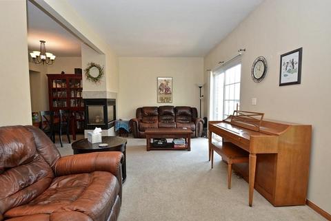 616 Declaration Ln, Aurora, IL 60502 photo 7