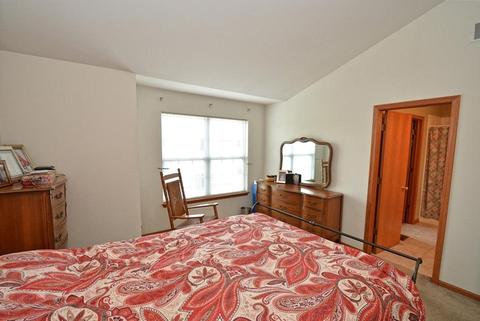 616 Declaration Ln, Aurora, IL 60502 photo 10