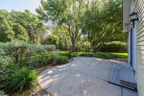 2 S471 Seneca Dr, Wheaton, IL 60189 photo 21