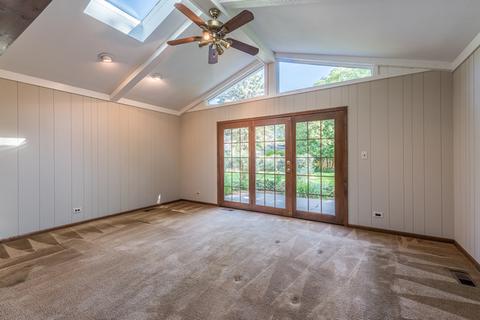 2 S471 Seneca Dr, Wheaton, IL 60189 photo 10