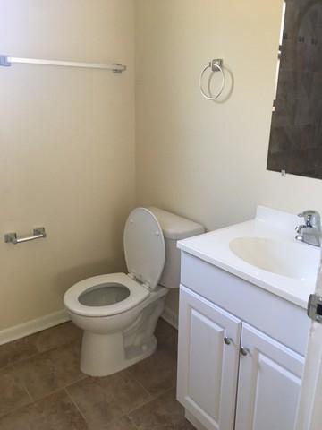 1533 S Spencer Ave, Berkeley, IL 60163 photo 12