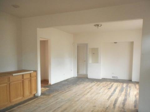 120 E 156th St, Harvey, IL 60426 photo 3