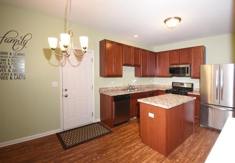 3643 Hyde Park Ct, Elgin, IL 60124 photo 9