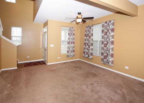 3643 Hyde Park Ct, Elgin, IL 60124 photo 7