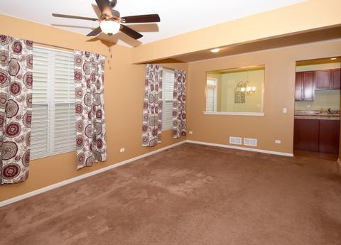 3643 Hyde Park Ct, Elgin, IL 60124 photo 6