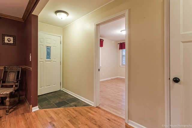 25271 W Chicago Ave, Ingleside, IL 60041 photo 3