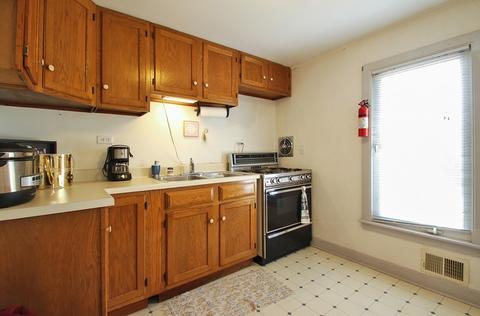 1609 Sherman Pl, Des Plaines, IL 60016 photo 9