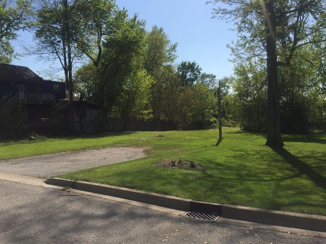 950 Zenner Ave, Aurora, IL 60505 photo 8