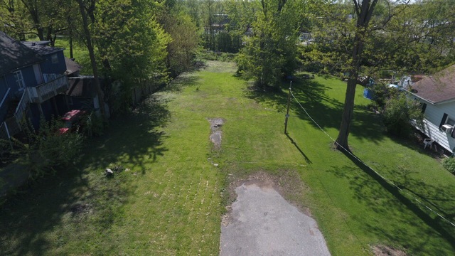 950 Zenner Ave, Aurora, IL 60505 photo 2