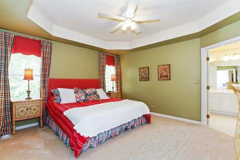 126 Jason Ct, Aurora, IL 60502 photo 9