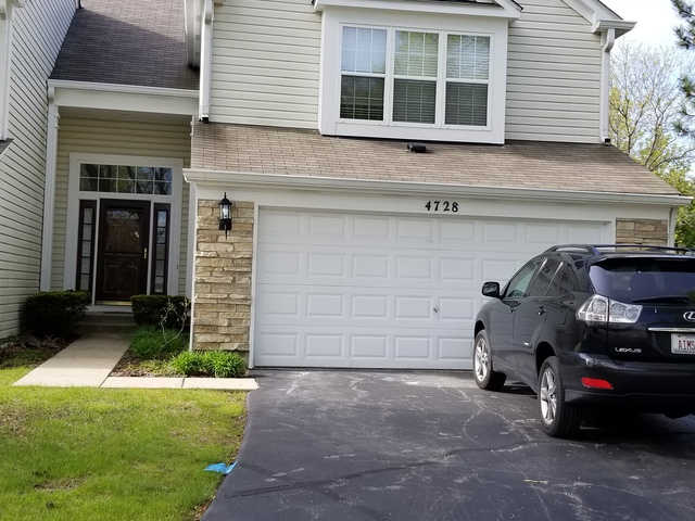 4728 Amber Cir, Hoffman Estates, IL 60192 photo 1