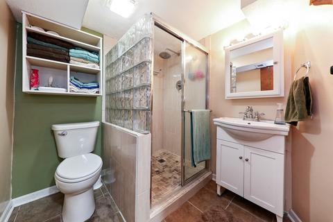 914 E Maple St, Lombard, IL 60148 photo 9