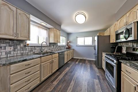 914 E Maple St, Lombard, IL 60148 photo 5