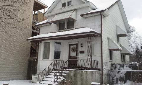 1753 W Devon Ave, Chicago, IL 60660 photo 1
