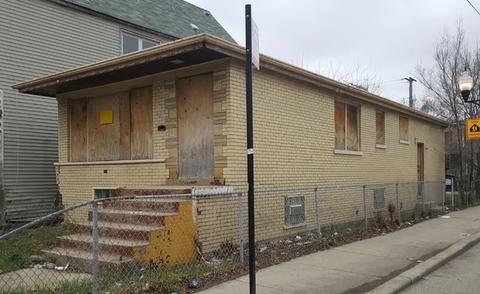 2000 W 69th Pl, Chicago, IL 60636 photo 1