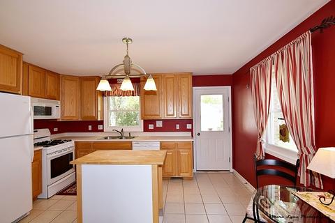 210 N Berteau Ave, Bartlett, IL 60103 photo 7
