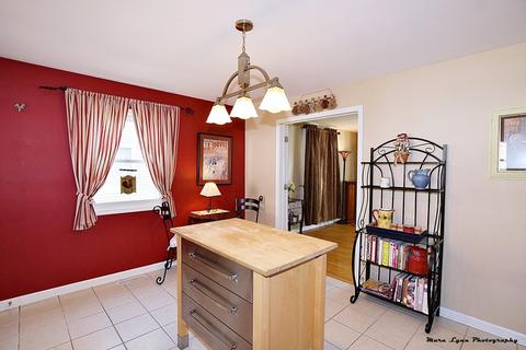 210 N Berteau Ave, Bartlett, IL 60103 photo 9