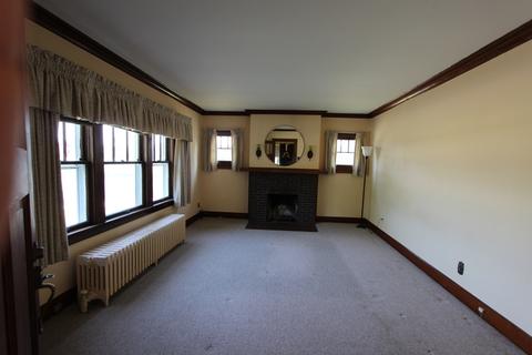 823 N Porter St, Elgin, IL 60120 photo 9