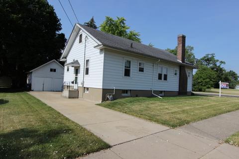 823 N Porter St, Elgin, IL 60120 photo 4
