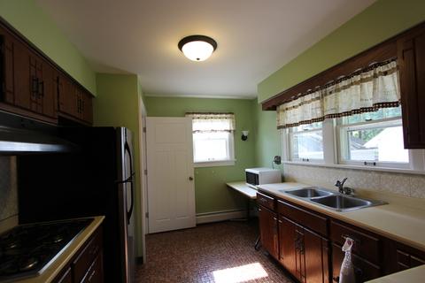 823 N Porter St, Elgin, IL 60120 photo 14